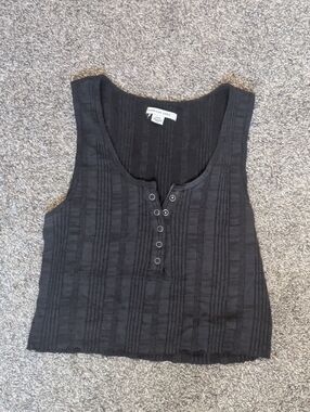 AE Faded Black Cropped Henley